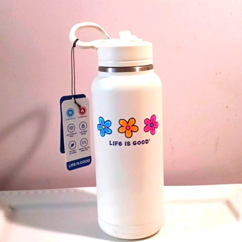 Life is Good 🌼🌺🏵 Insulated Travel Thermos Cup Flip Up Spout W/Straw & Handle